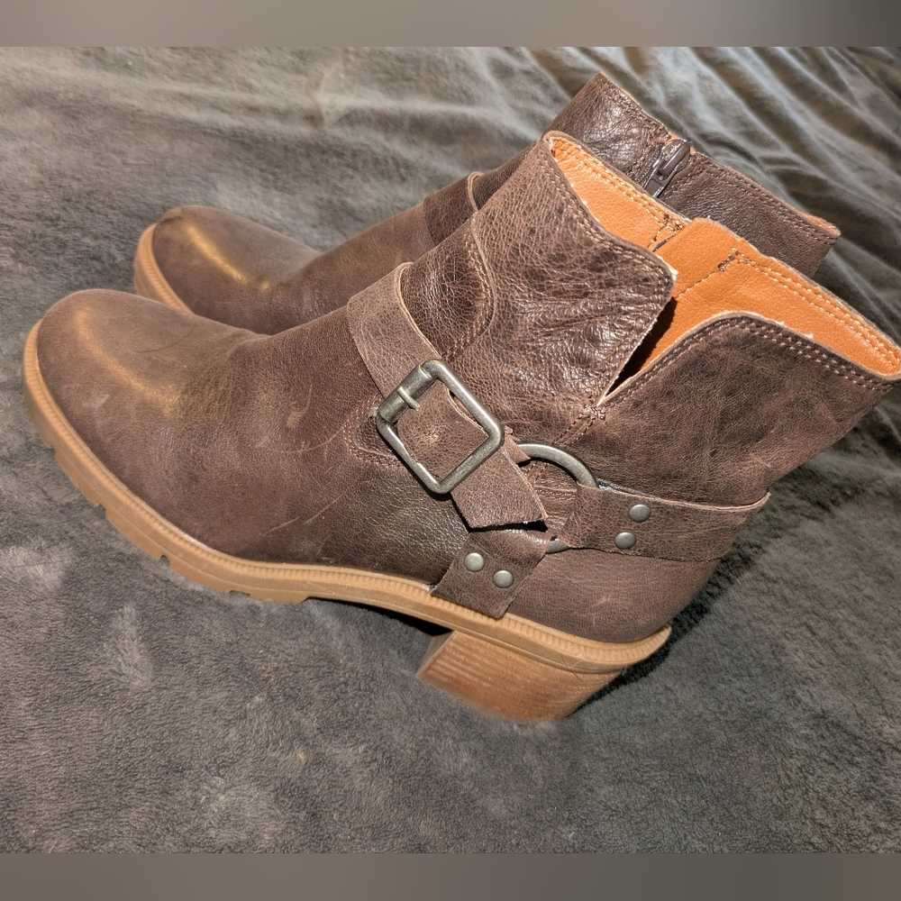 Lucky Brand Dark Brown Ankle Booties